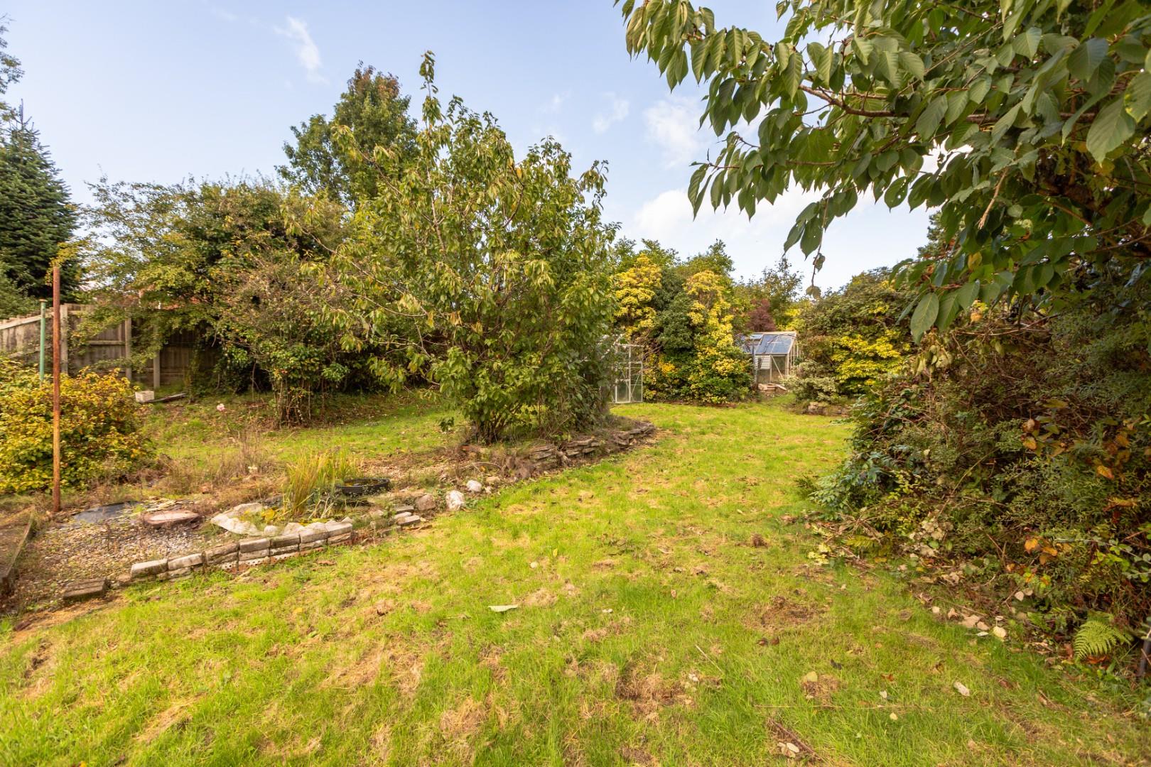 Dukefield, Three Crosses, Swansea, SA4 3PS